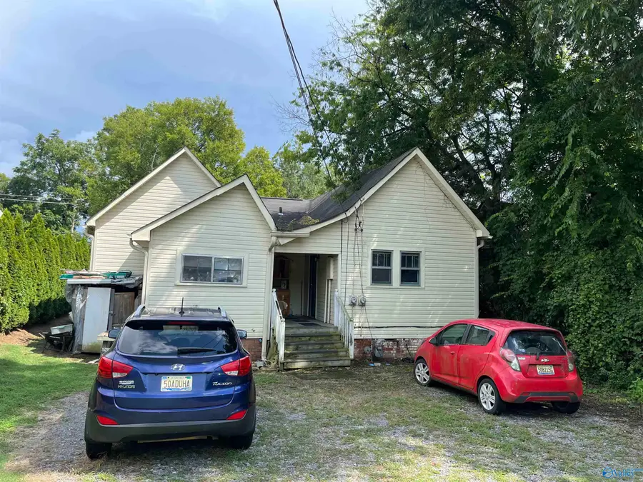 810 Blount Avenue, Guntersville, AL 35976 - Image #2