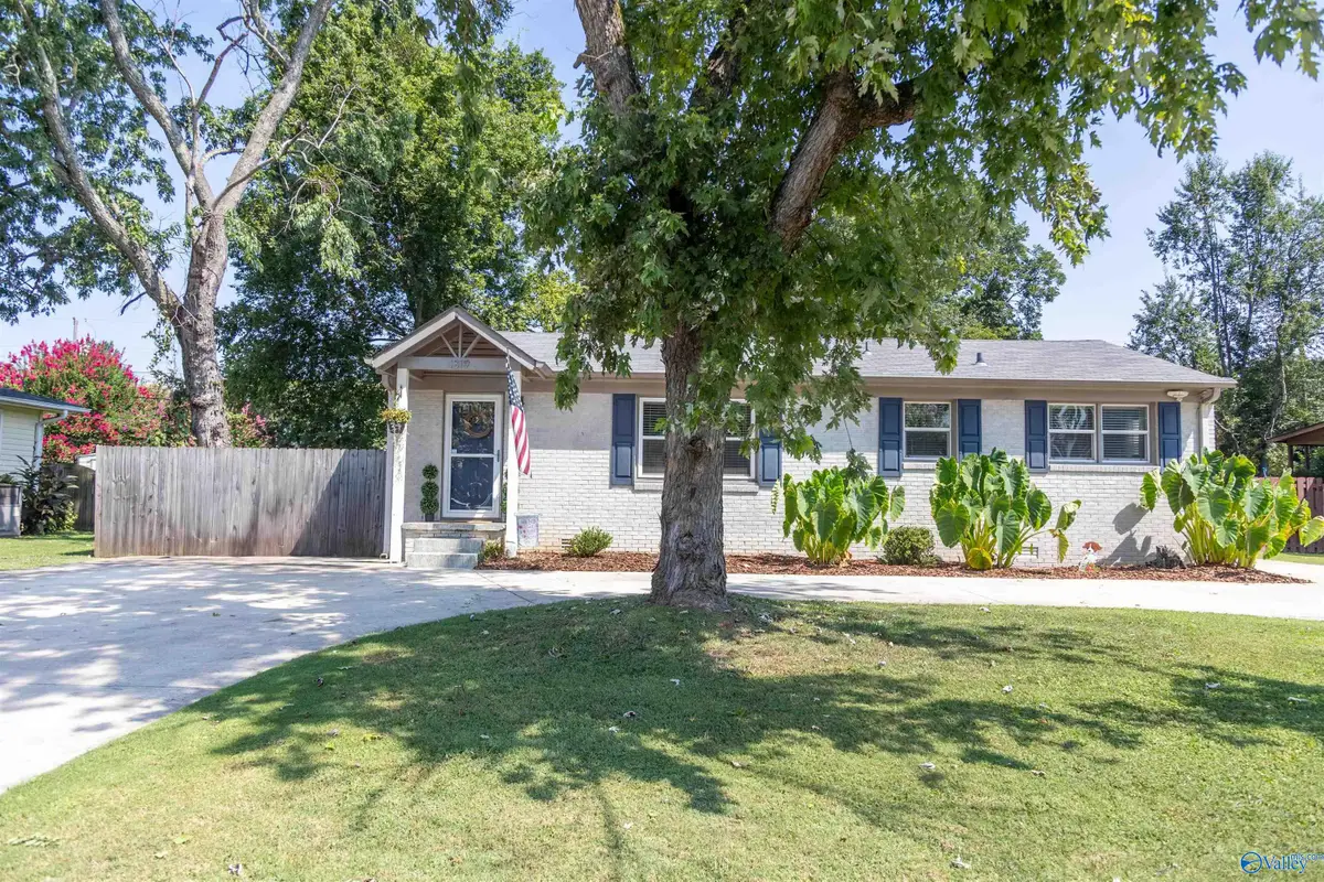 1319 Oakwood Avenue, Huntsville, AL 35811 - Image #1