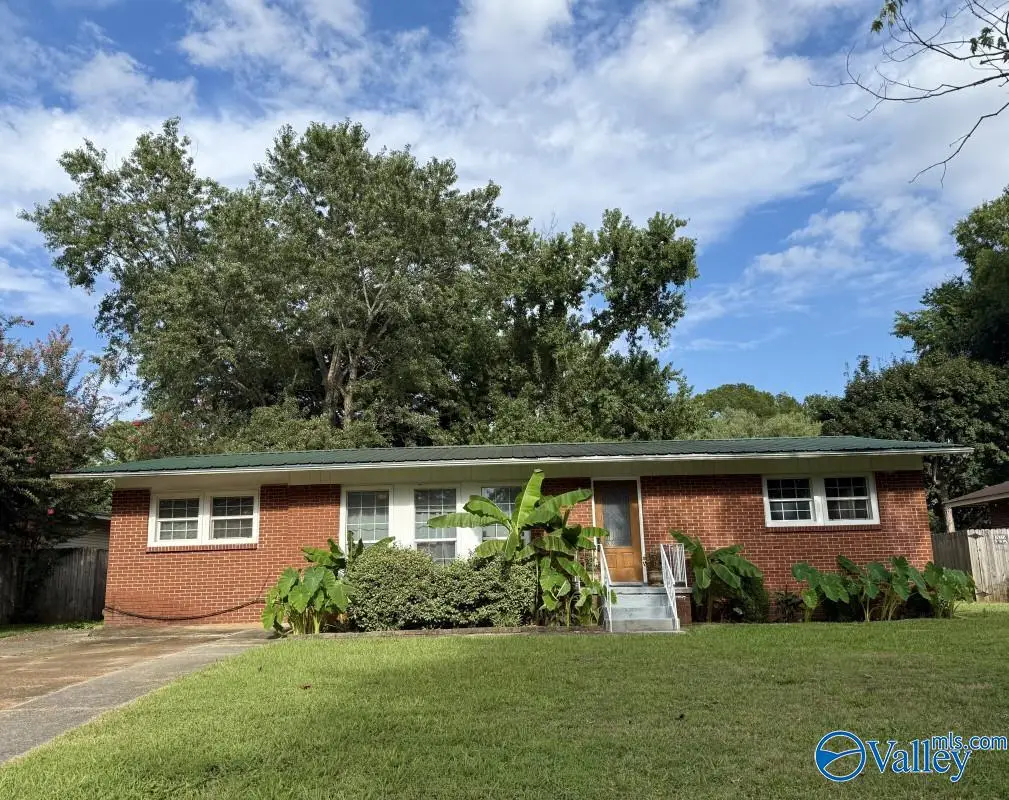 412 Ewing Street W, Huntsville, AL 35805 - Image #1