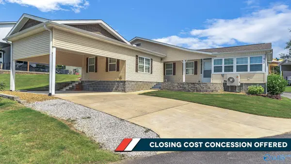 1727 Convict Camp Road #95, Guntersville, AL 35976