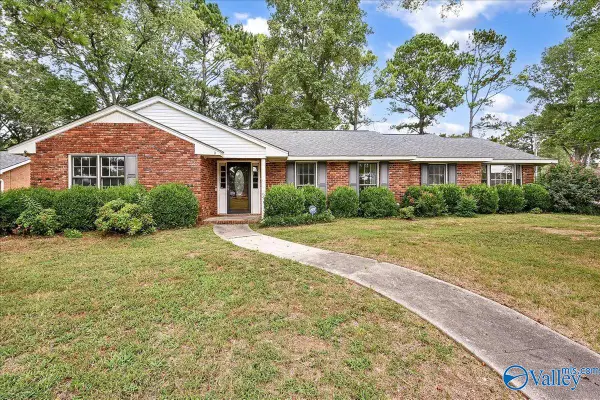 1902 Leeann Street Sw, Decatur, AL 35601