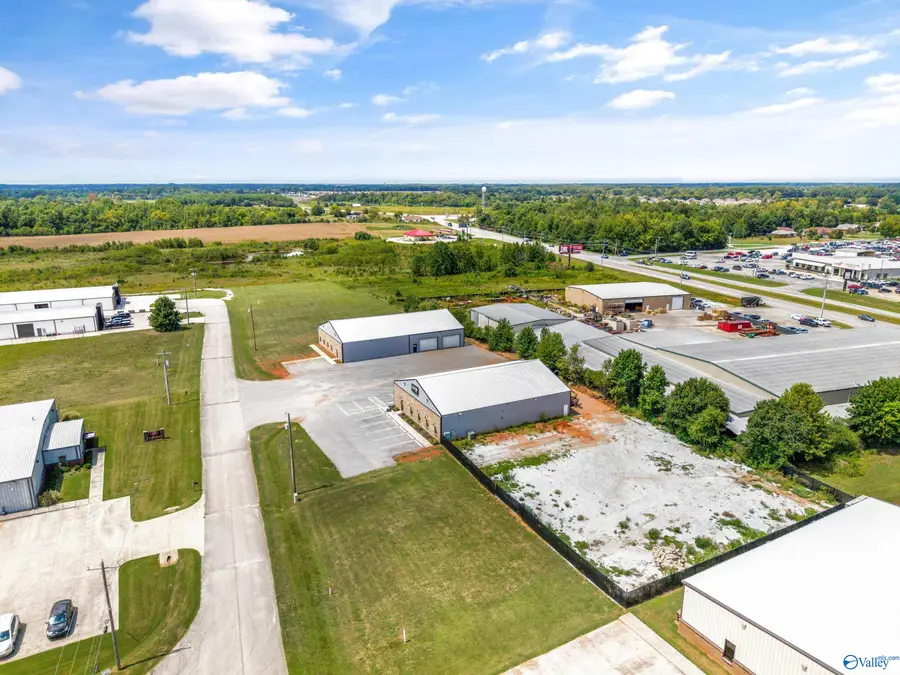 25871 Walter Lee Drive, Athens, AL 35613 - #3