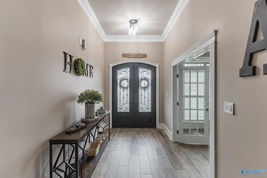 15 Walnut Cove Boulevard, Huntsville, AL 35824 - Image #2