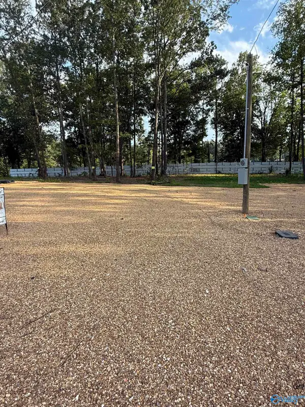 4 County Road 115 #4, Cedar Bluff, AL 35959