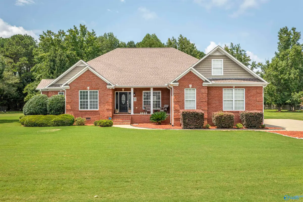 2284 Veranda Trace, Hokes Bluff, AL 35903 - Image #1