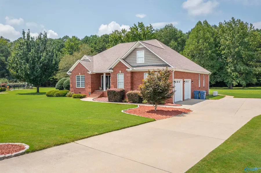 2284 Veranda Trace, Hokes Bluff, AL 35903 - Image #2