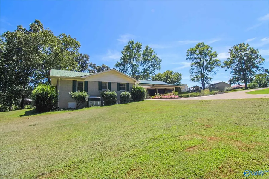 60 Holbrooks Street, Crossville, AL 35962 - Image #3