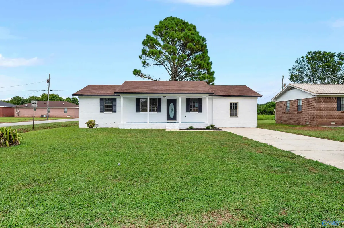 1152 James Avenue, Courtland, AL 35618 - Image #1