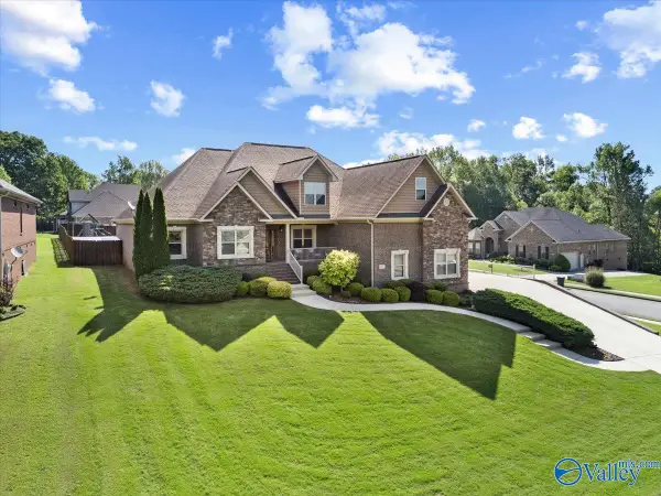 101 Riverway Lane, New Market, AL 35761