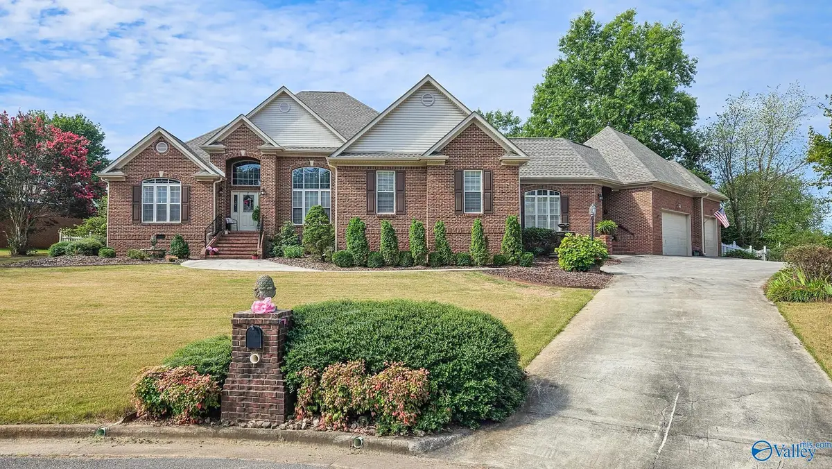 14855 Stag Circle, Harvest, AL 35749 - Image #1