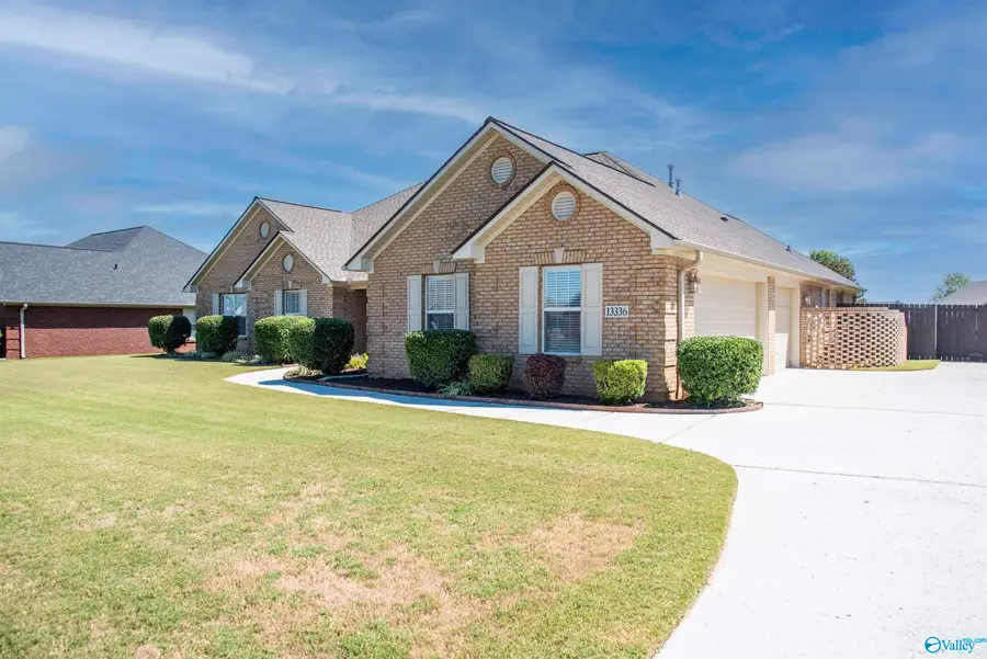 13336 Breckenridge Drive, Athens, AL 35613 - Image #3