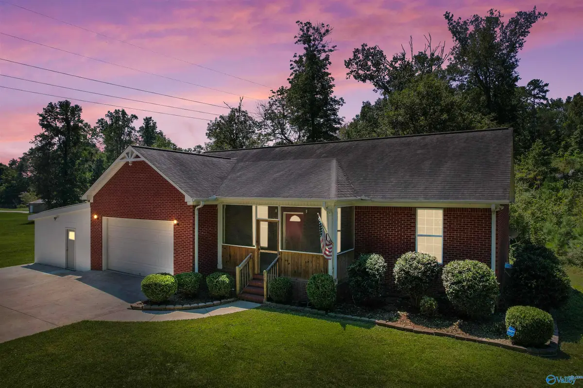 229 Lake Drive, Scottsboro, AL 35769 - Image #1