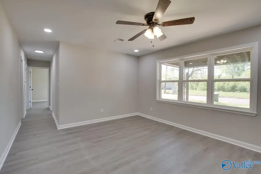 3615 Squaw Valley Drive Sw, Huntsville, AL 35805 - Image #2