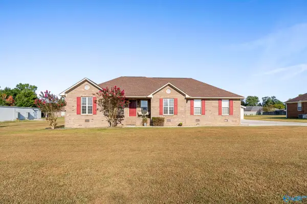 17176 Glaze Road, Athens, AL 35611