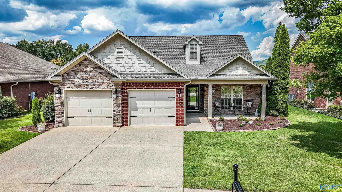 2413 Habersham Drive Se, Owens Cross Roads, AL 35763 - Image #1