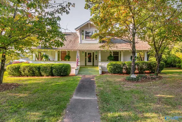 2004 Vestavia Drive Sw, Decatur, AL 35603