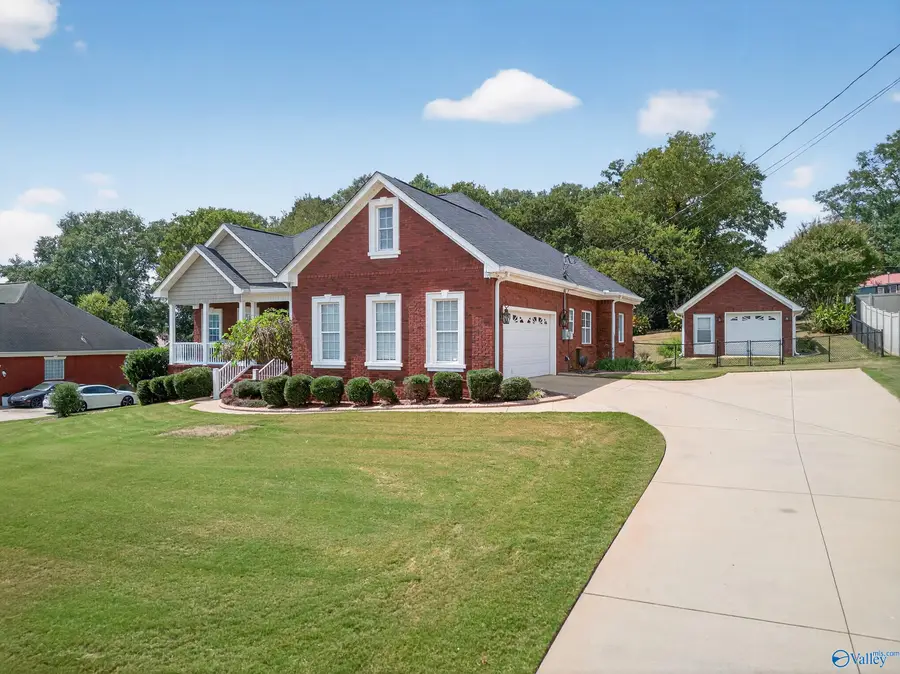 142 Barrington Circle, Alexandria, AL 36250 - Image #3