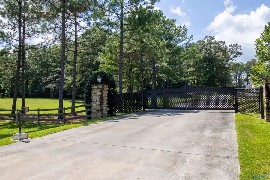 17 Randolph Cove, Jasper, AL 35503 - Image #2
