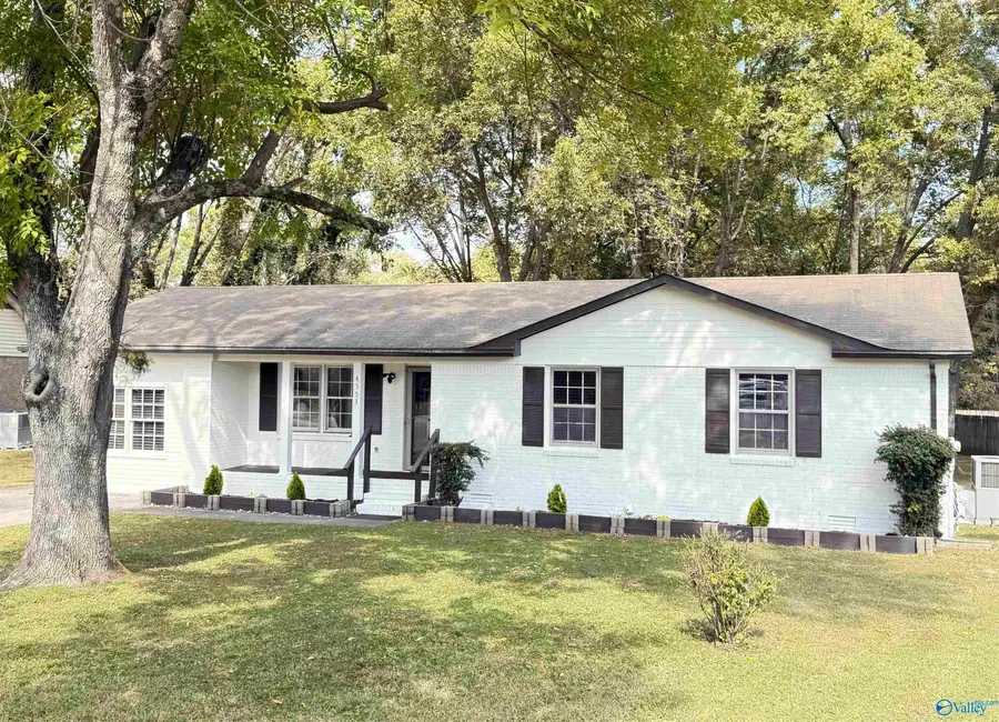 4503 Calvert Road Nw, Huntsville, AL 35816 - Image #2