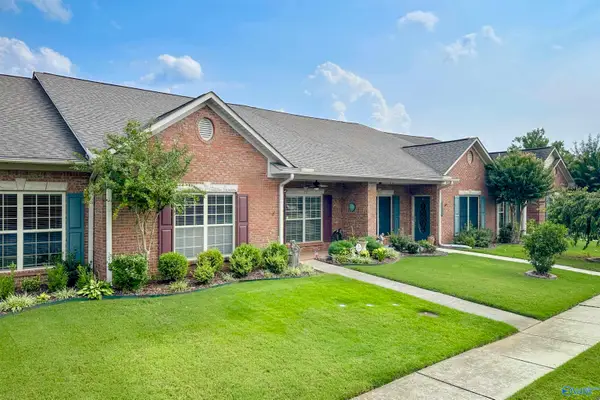 2426 Castle Gate Blvd, Decatur, AL 35601