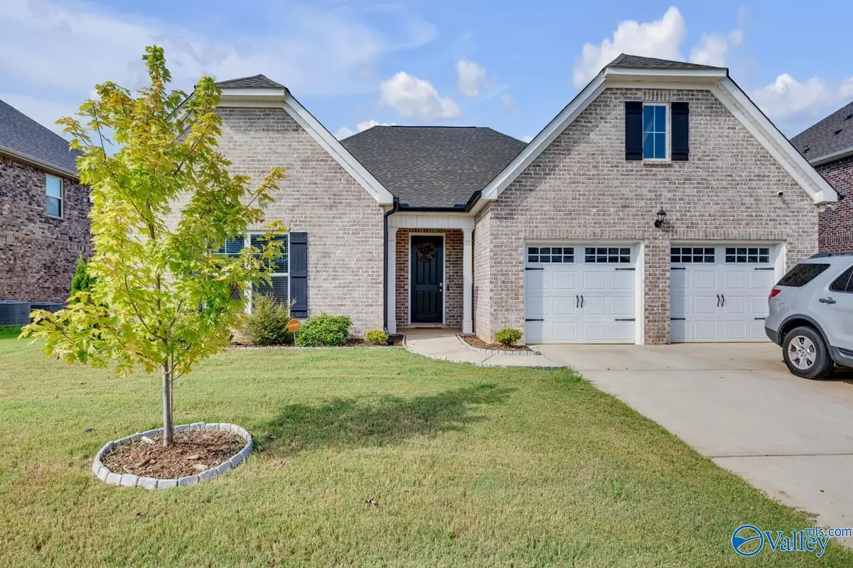 24587 Beacon Circle, Athens, AL 35613 - Image #1