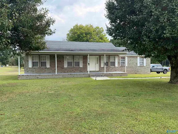 1808 Union Grove Road, Guntersville, AL 35976