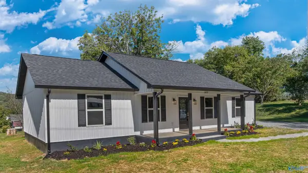 1400 Sanders Avenue Ne, Fort Payne, AL 35967