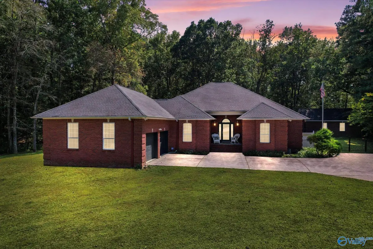 123 Chambers Road, Arab, AL 35016 - Image #1