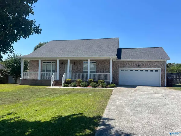 16293 Mooresville Road, Athens, AL 35613