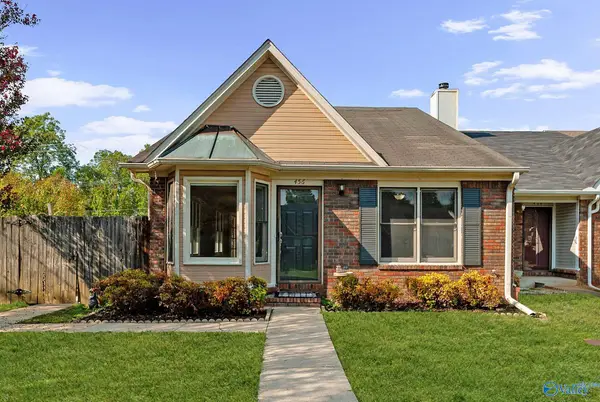 456 Autumnwood Drive Sw, Decatur, AL 35601