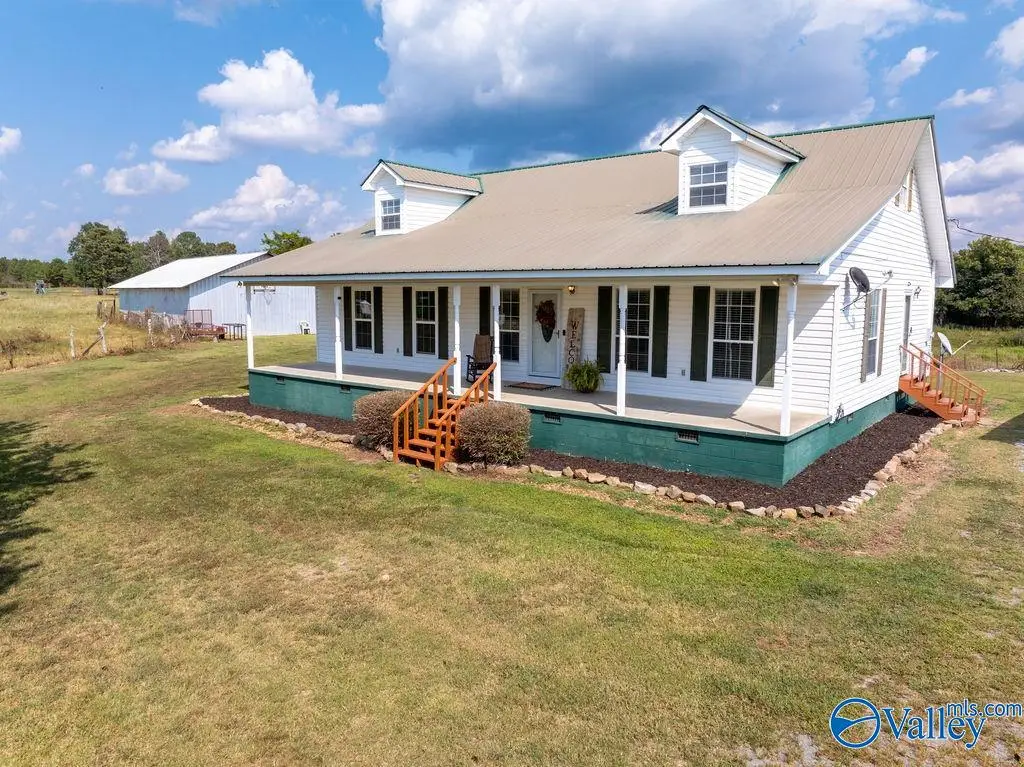 532 County Road 152, Section, AL 35771 - Image #1