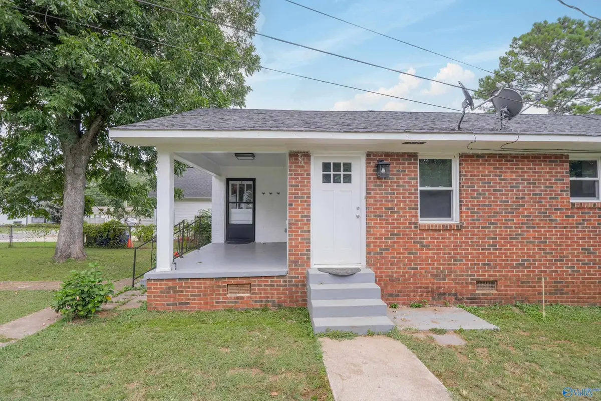 3707 8th Avenue Sw, Huntsville, AL 35805 - Image #1