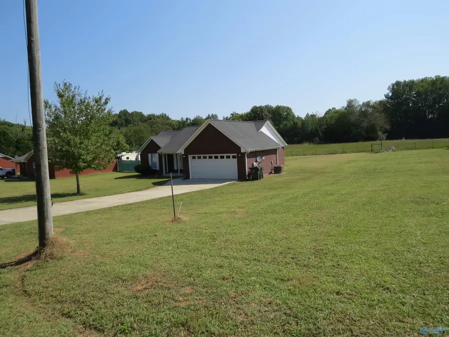 261 Laid Back Lane, Hazel Green, AL 35750 - Image #3
