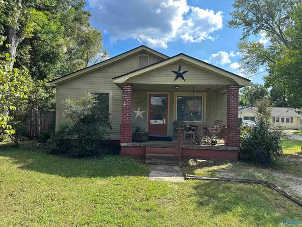 1120 Oshaughnessy Avenue, Huntsville, AL 35801