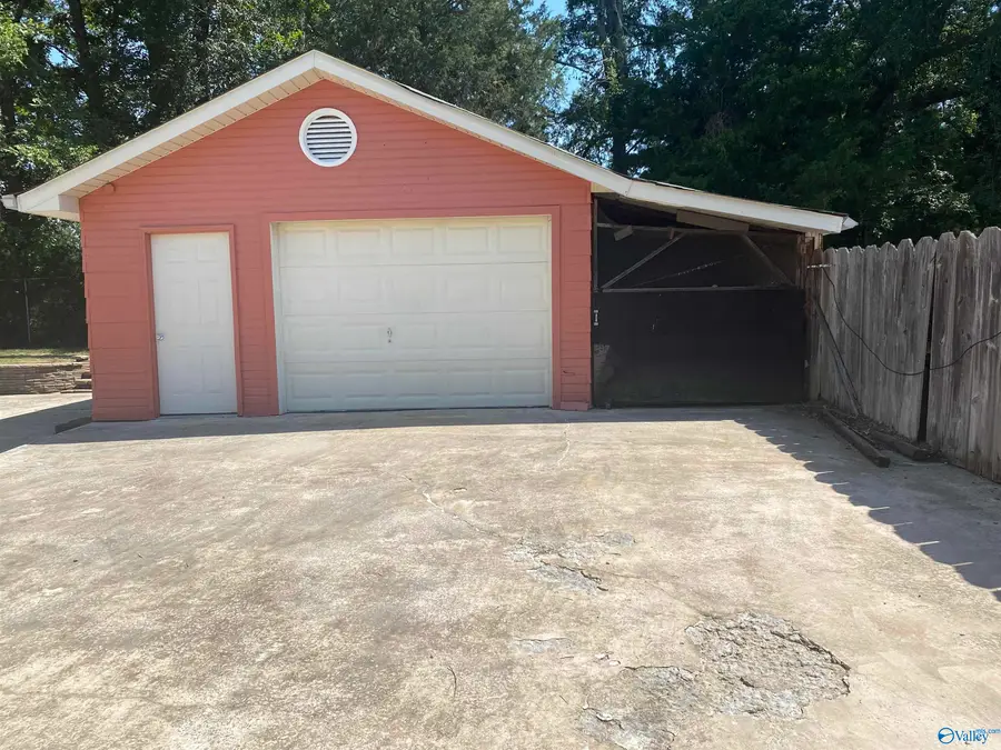 2209 SW Galahad Drive, Decatur, AL 35603 - Image #2