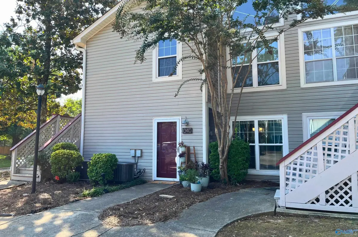 1040 Stones Throw Drive Nw, Huntsville, AL 35806 - Image #1
