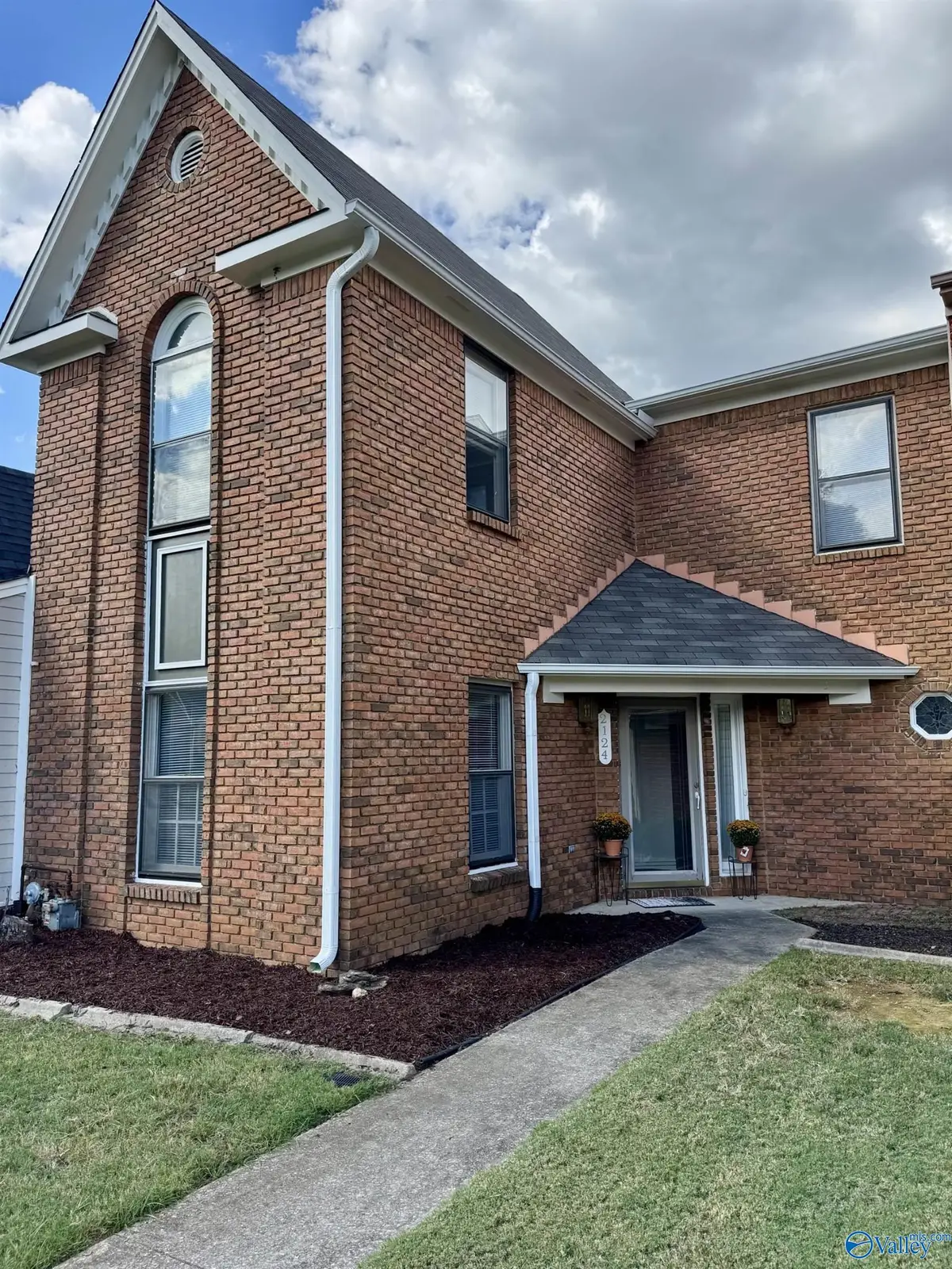 2124 Eastbrook Se, Decatur, AL 35601 - Image #1