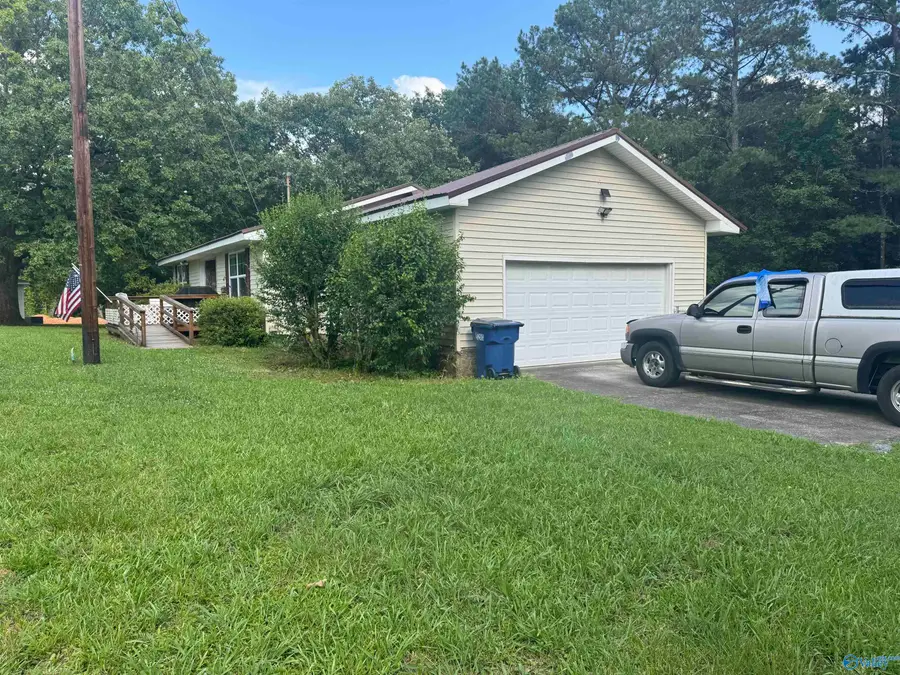 11033 Rocky Ford Road, Hokes Bluff, AL 35903 - Image #2