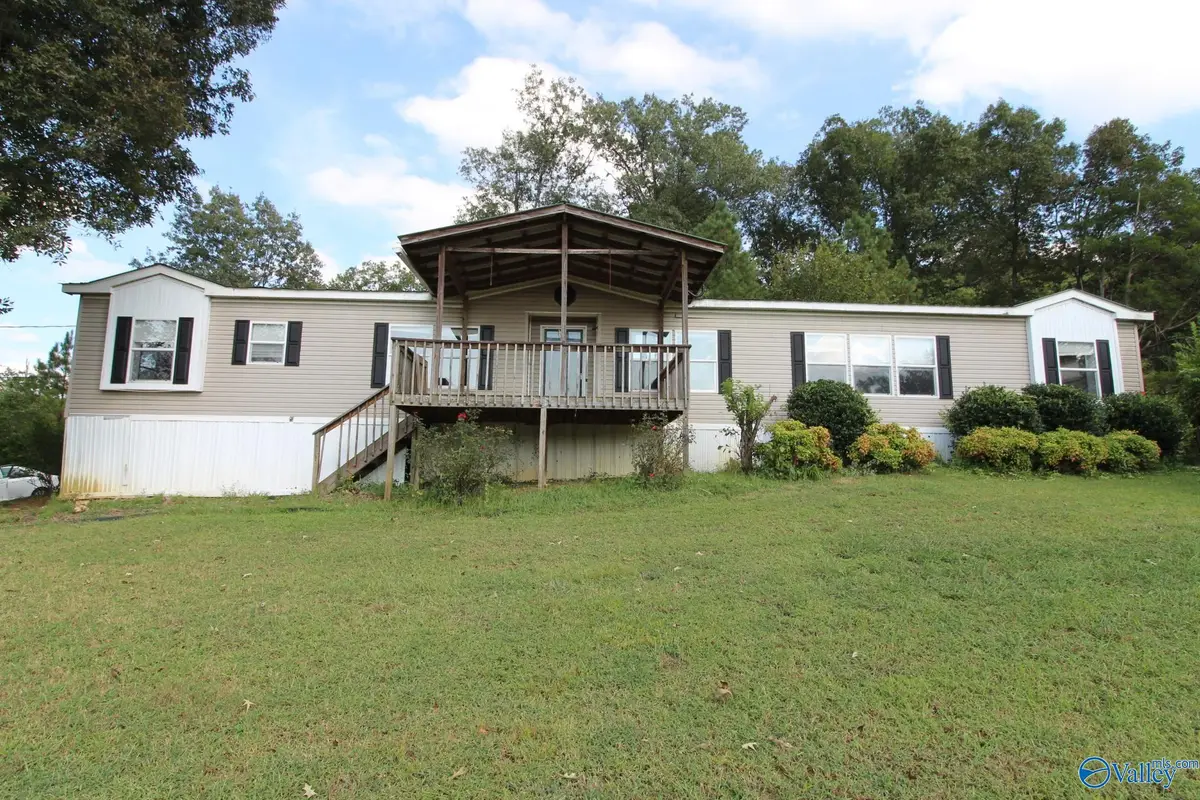 920 Nesmith Road, Guntersville, AL 35976 - Image #1