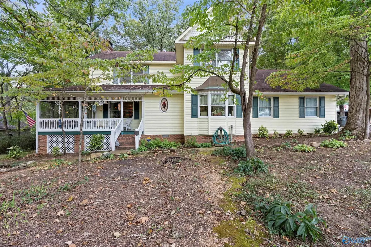 206 Linwood Street, Scottsboro, AL 35769 - Image #1