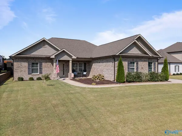 108 Fawn Brook Drive, Hazel Green, AL 35750