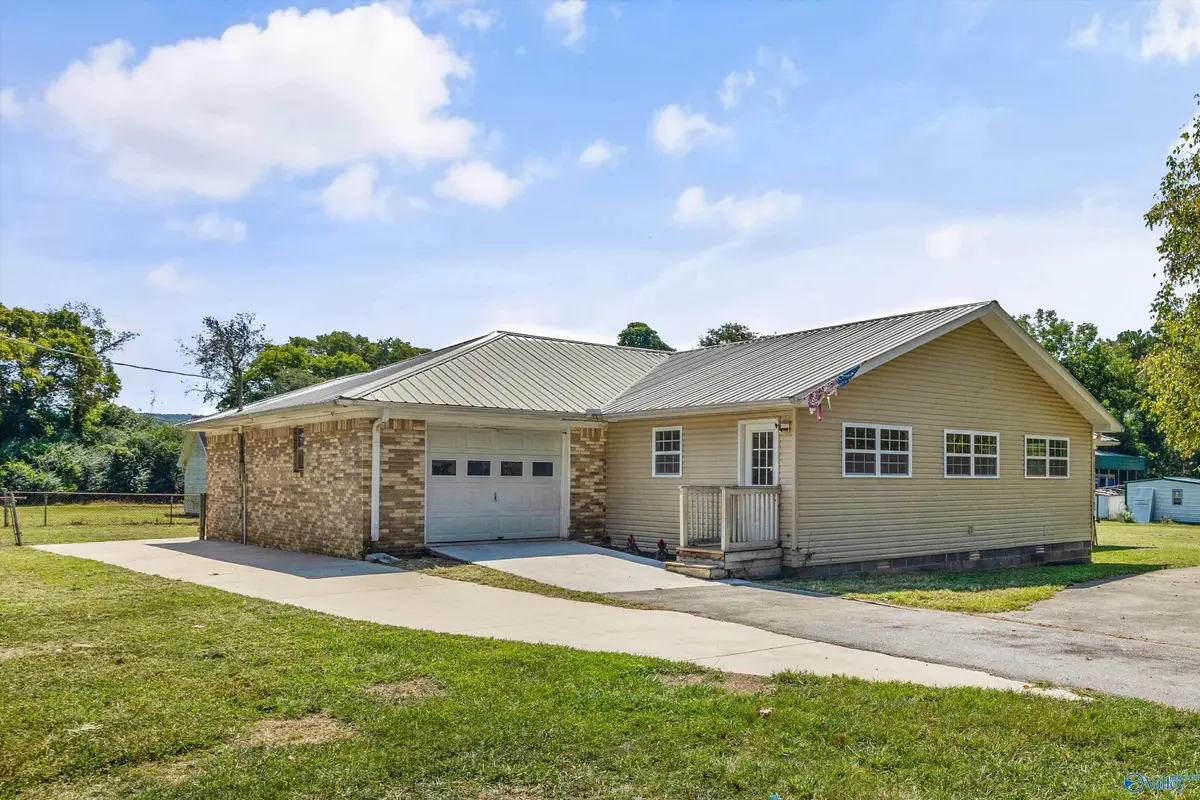 293 Neal Drive, Gurley, AL 35748 - Image #1