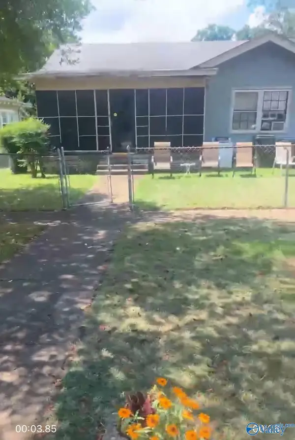 219 5th Avenue Nw Nw, Decatur, AL 35601