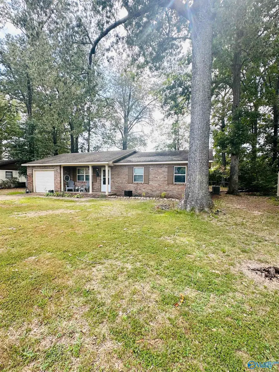 1609 Runnymead Avenue, Decatur, AL 35601 - Image #3