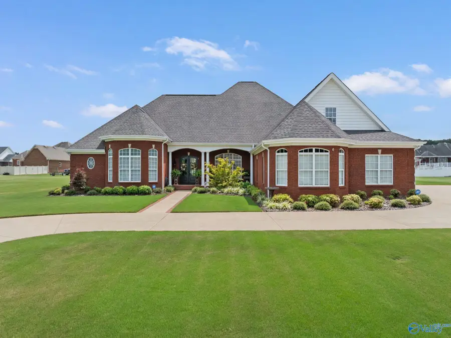 508 Woodfern Drive, Killen, AL 35645 - Image #2
