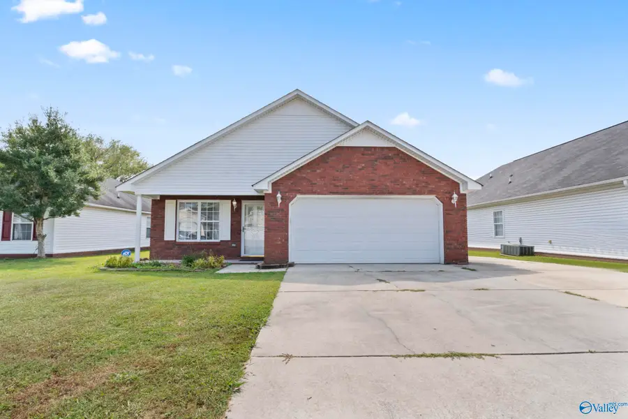 3907 Steve Perkins Drive Sw, Decatur, AL 35603 - Image #2