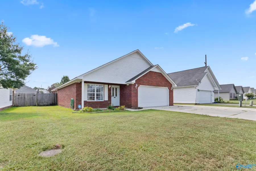 3907 Steve Perkins Drive Sw, Decatur, AL 35603 - Image #3