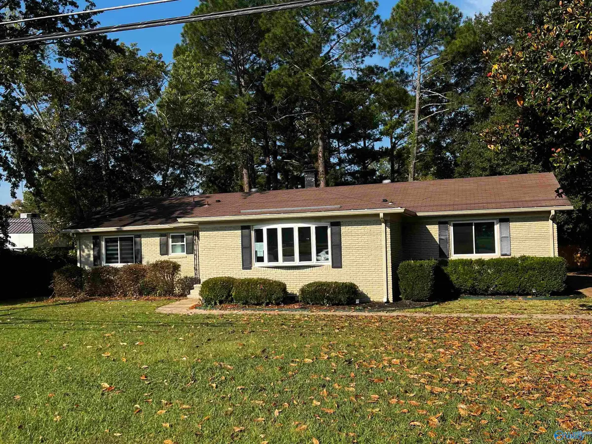 7812 Bailey Cove Road, Huntsville, AL 35802 - Image #1