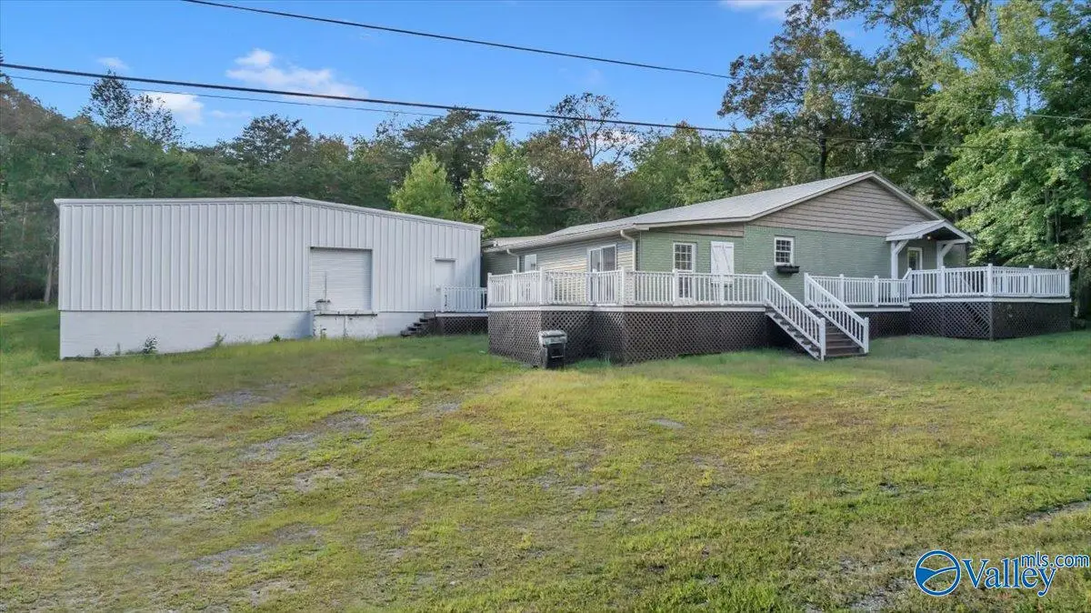 1046 Susan Drive, Fort Payne, AL 35967 - Image #1