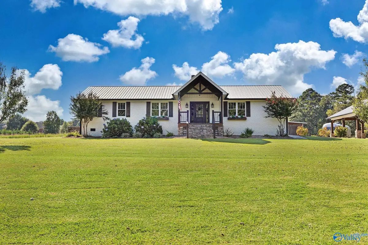 1121 Martin Road, Boaz, AL 35957 - Image #1